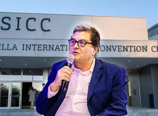 Profesor del Tec de Monterrey en el Sevilla International Convention Center para exponer investigación