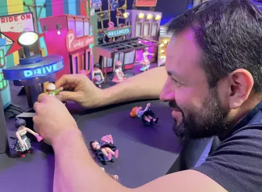 Leobardo Torres, EXATEC del Tec en Estado de México, que organizó la exposición Play Experience México, la cual fue reconocida por Playmobil como la mejor muestra no oficial de la marca en América.