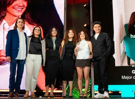 EXATEC de Comunicación gana oro y bronce en premios Tik Tok 2024