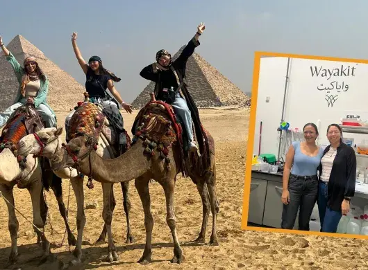 Las estudiantes de ingeniería del Tecnológico de Monterrey en Cuernavaca, Valentina Martínez y Ana Laura García, realizaron estancias profesionales en la empresa de biotecnología en higiene Wayakit con sede en Arabia Saudita.