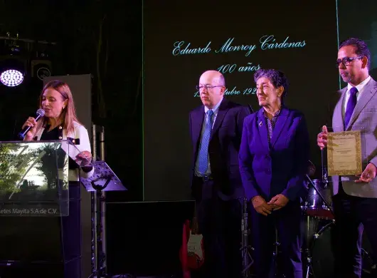 Nueva beca perpetua celebra el legado del fundador de Tec Toluca