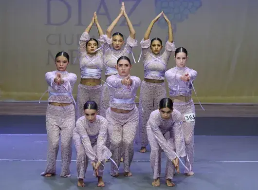Alumnas de danza de PrepaTec ganan beca a Italia