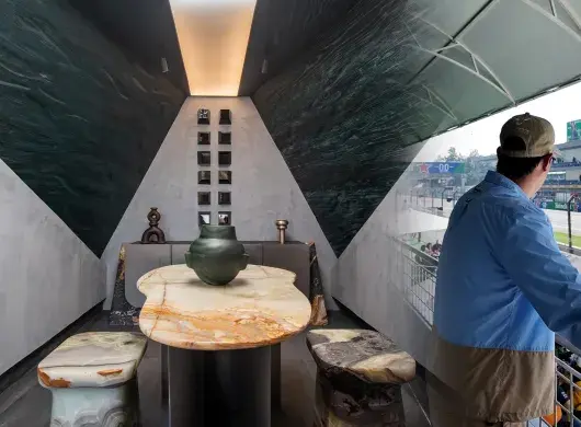 Juan Muciño ha colaborado en proyectos de diseño para eventos como Design House y el Gran Premio de México de la Fórmula 1.