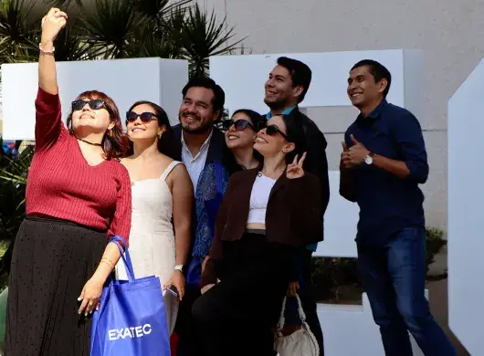 Campus Cuernavaca celebró “Regreso a Casa”, reuniendo a 137 EXATEC de 1985 a 2025 en una jornada de nostalgia, aprendizaje, clases muestra y reconocimiento a egresados con 40 años de trayectoria.