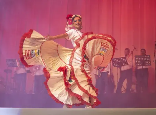 Presentación en la Gala Folklórica: Algarabía de México . Foto: Karla Millán 