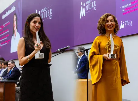 Paola Ricaurte Quijano y Claudia Medellín Ybinarriaga, ganadoras del Premio Mujer Tec 2026 del campus Ciudad de México.