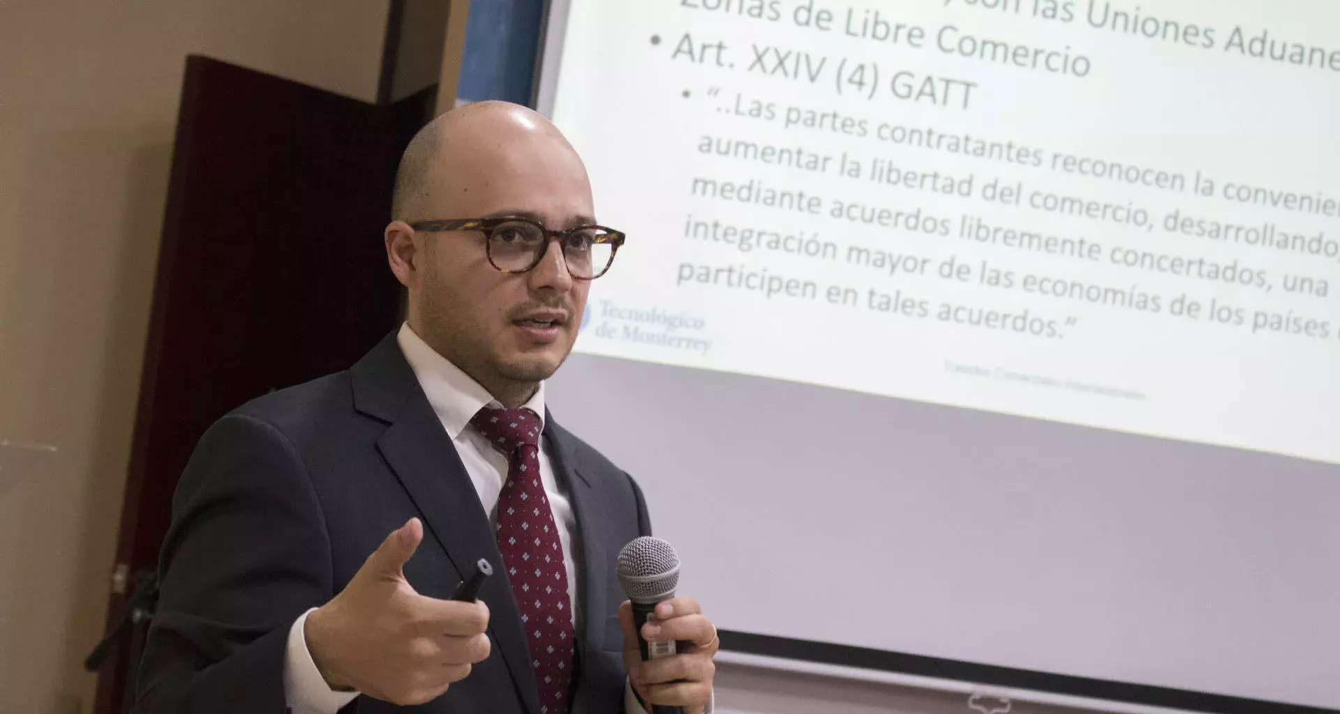 Los expertos compartieron con profesionales y la comunidad interesada en esta área dentro de las instalaciones de la Casa de la Cultura Jurídica de Guadalajara.