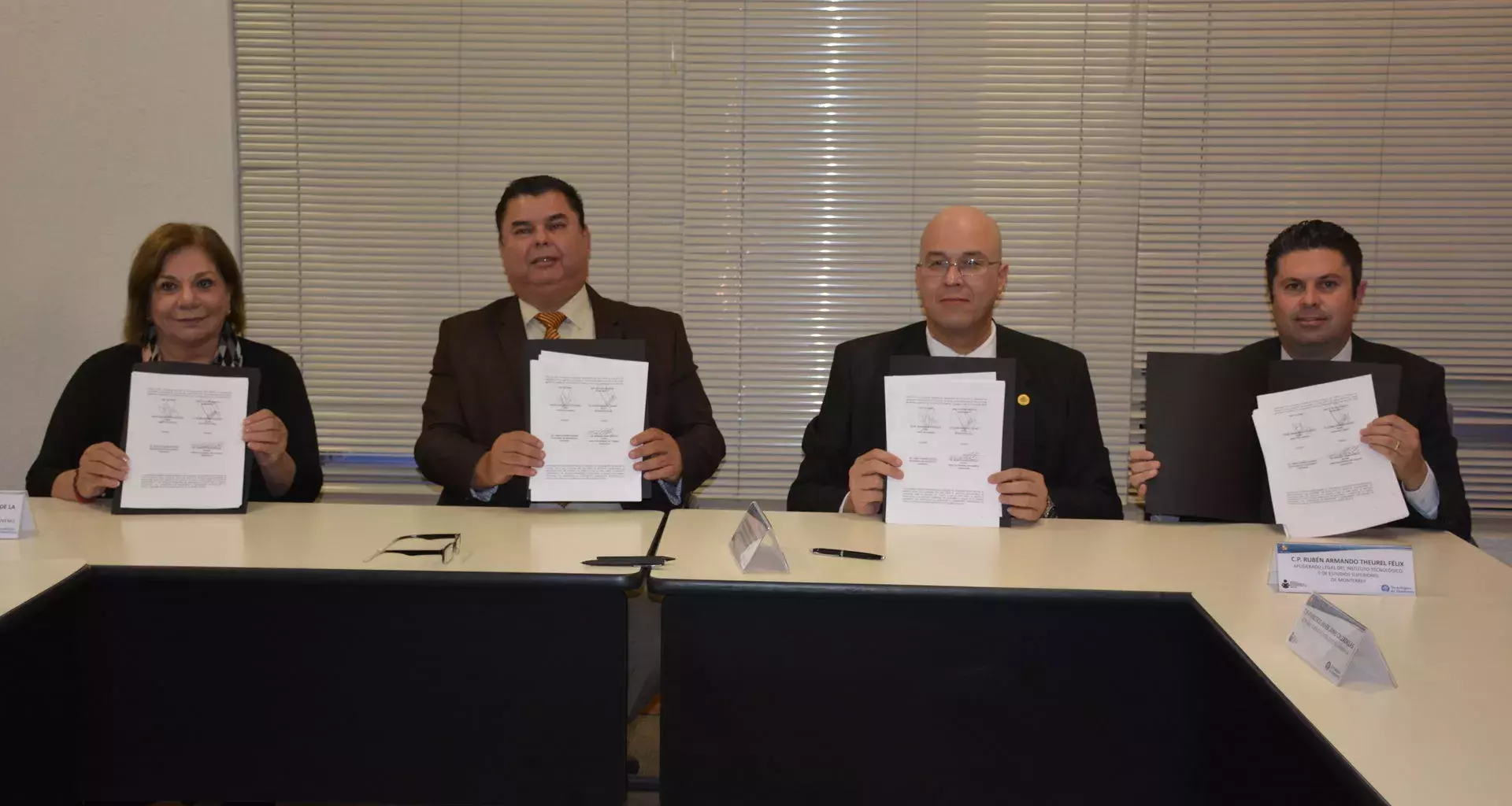 Firma de convenio