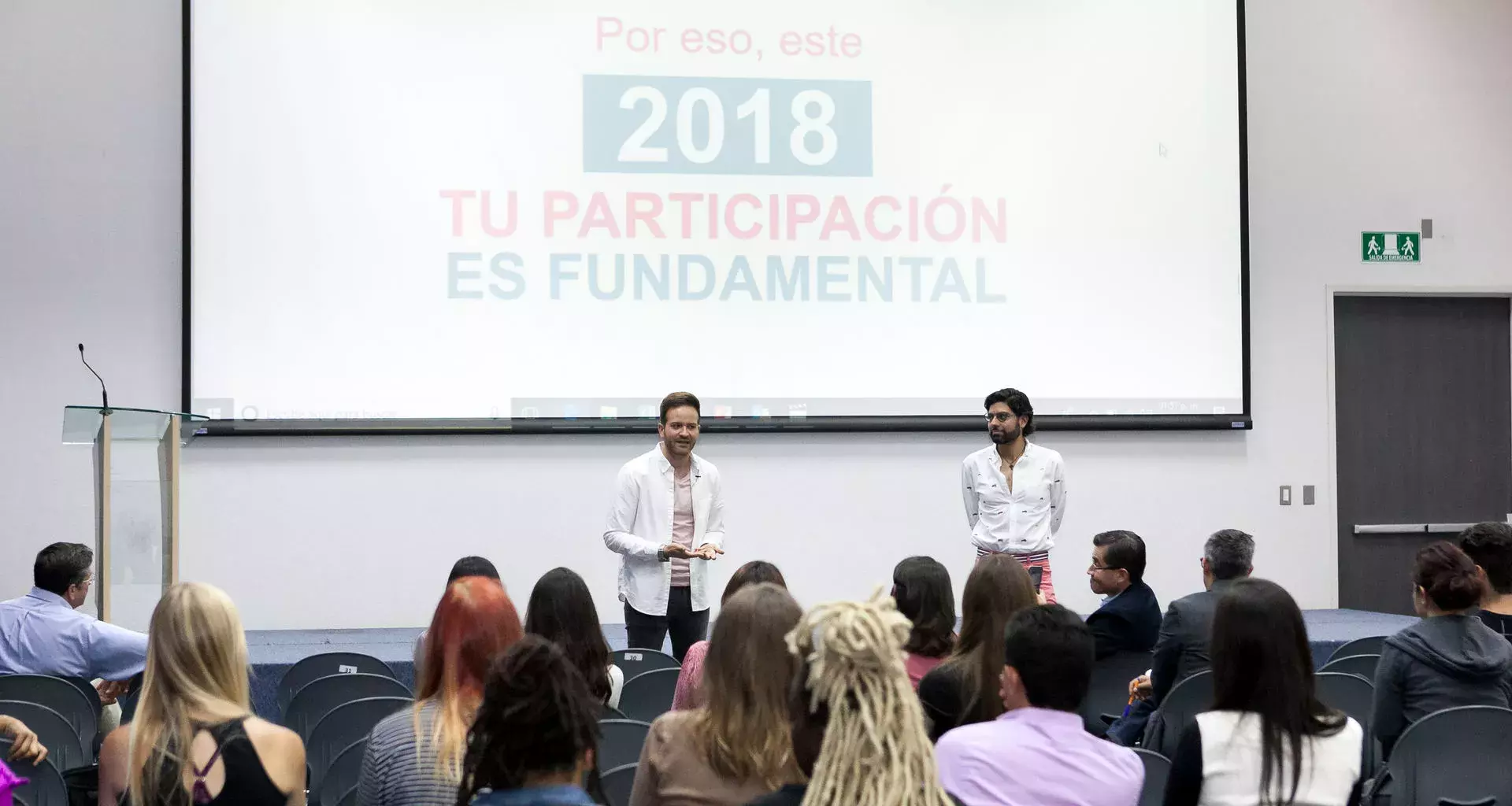 Conferencistas Armando Regil y Pablo Marín