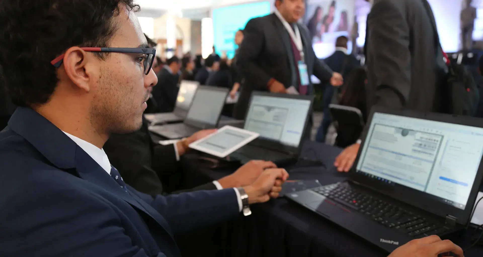 Es Tec pionero en trámites digitales
