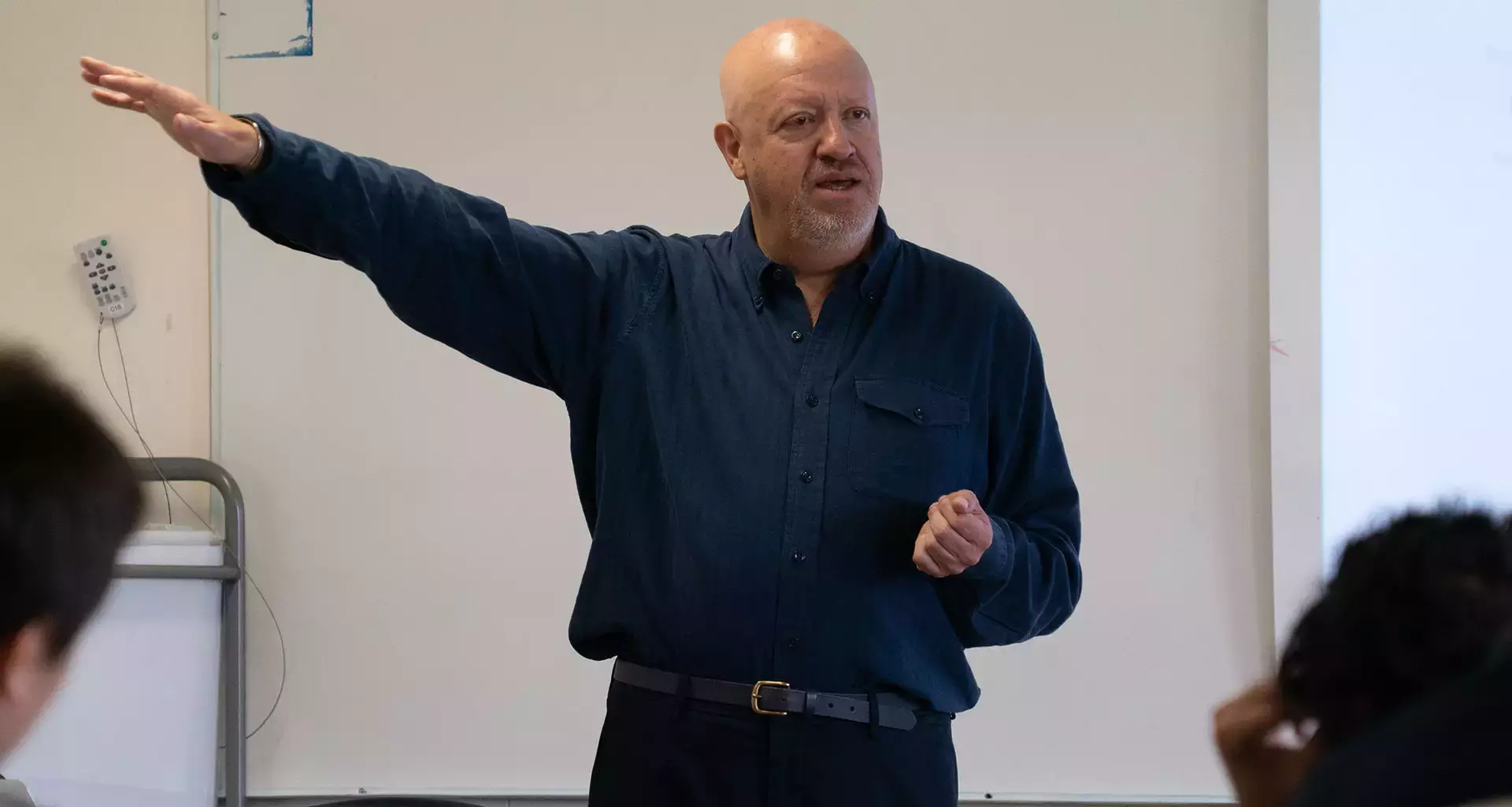 Pablo Colás dando clase en el Tec