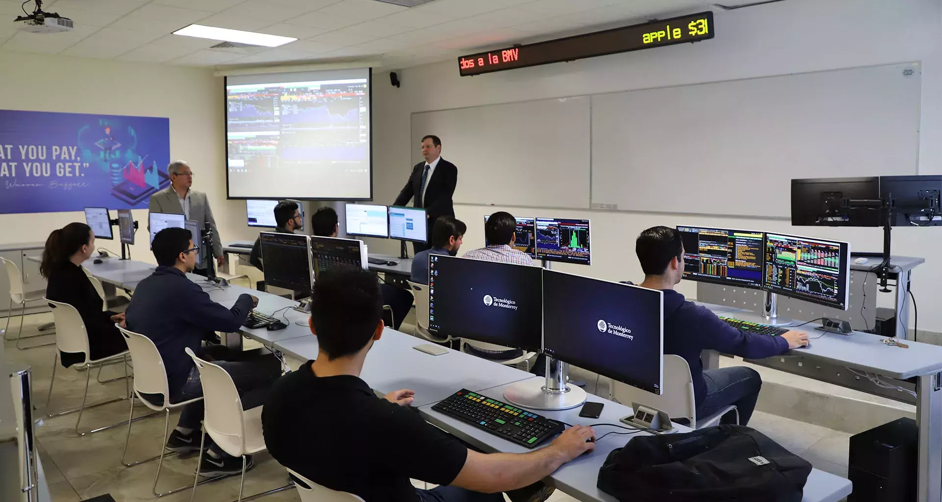 Inauguran Centro de Inteligencia Financiera en campus Laguna