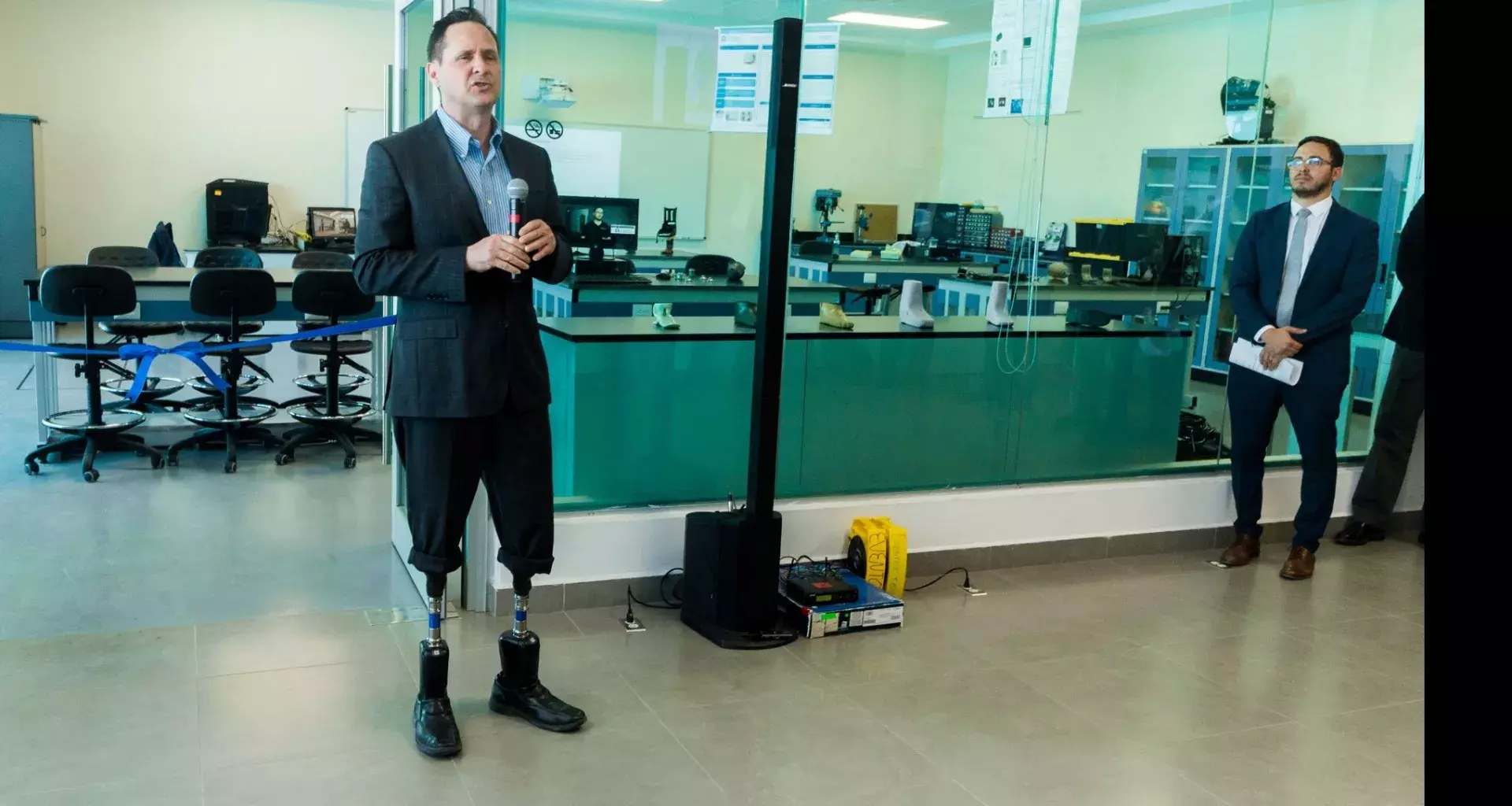 Hugh Herr inaugura laboratorio dedicado a la Biomecatrónica en el Tec