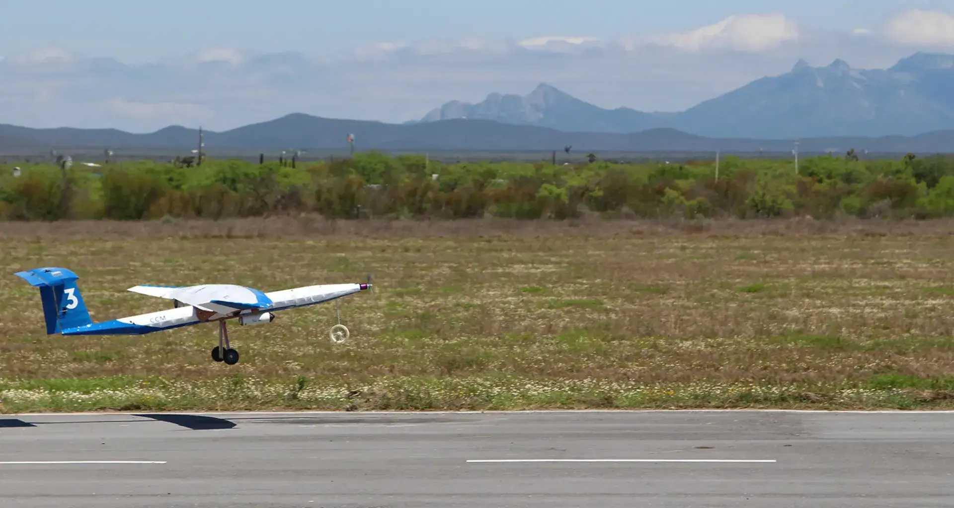 avión diseñado por estudiantes