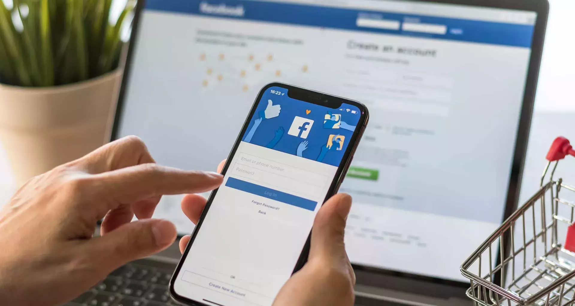 ¡Capacitación gratuita! Facebook lanza cursos de la mano del Tec