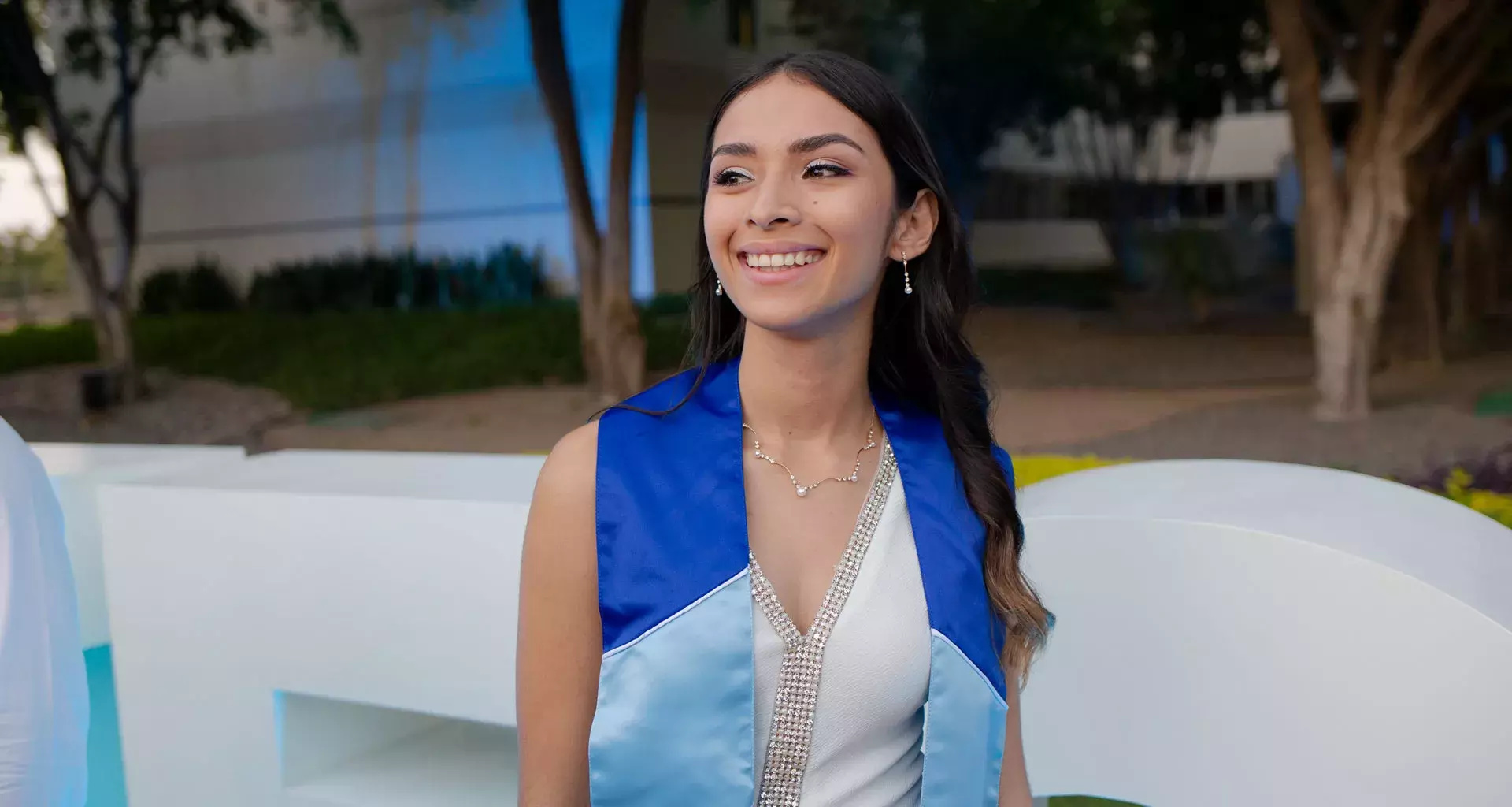 Lulú en su graduación