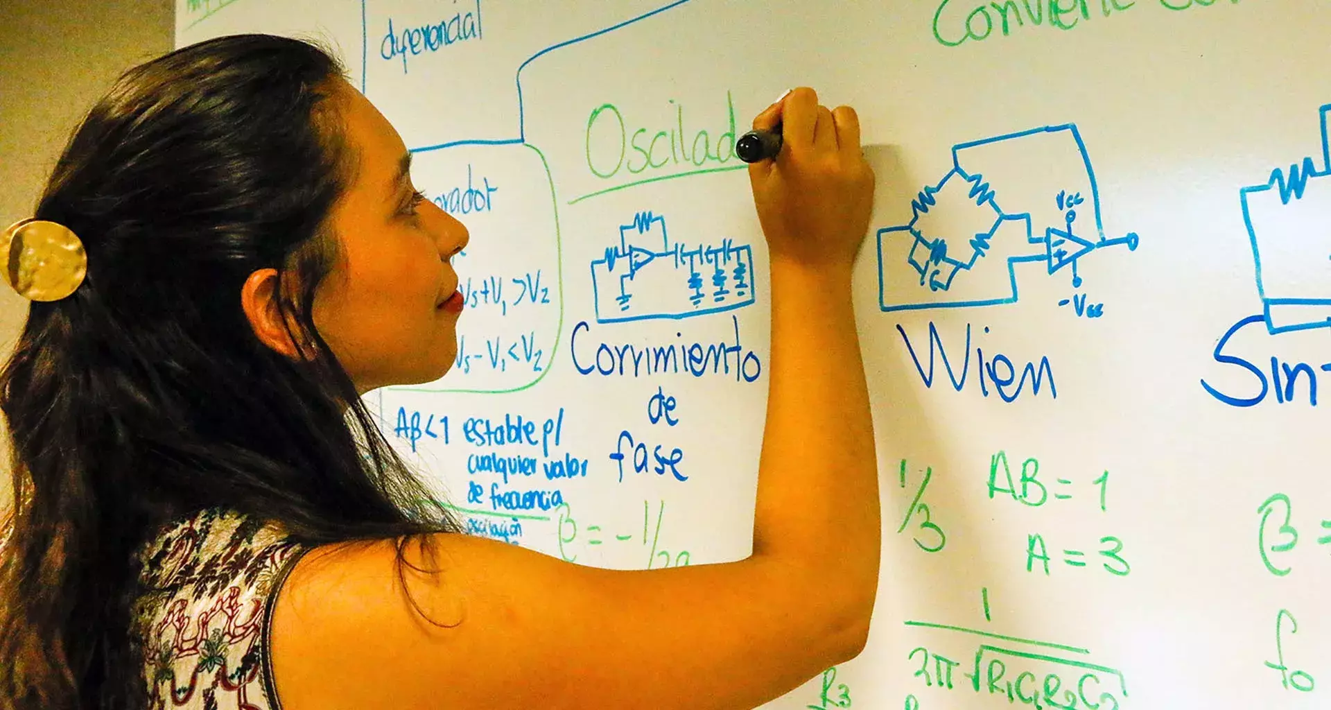 MIT le abre la puerta: gana beca para estudiar maestría