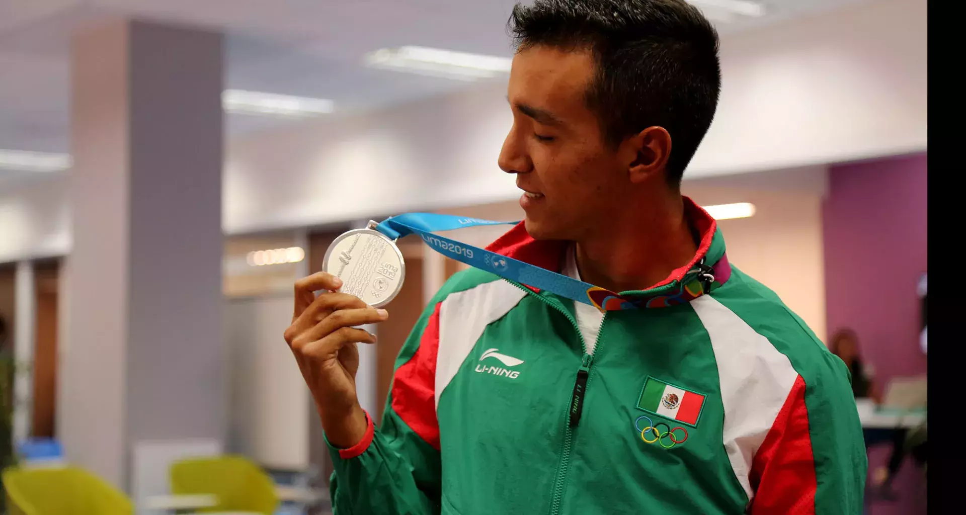 Medallista en Lima: me encanta mi carrera y remar es mi pasión