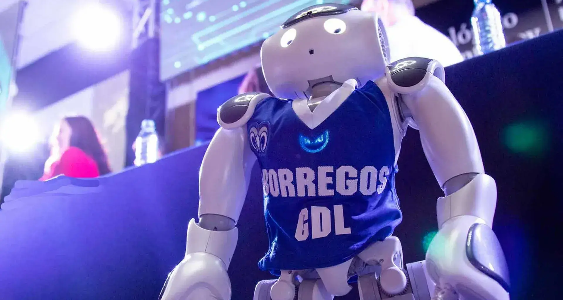 How will the Tec use its new Artificial Intelligence Hub to innovate?