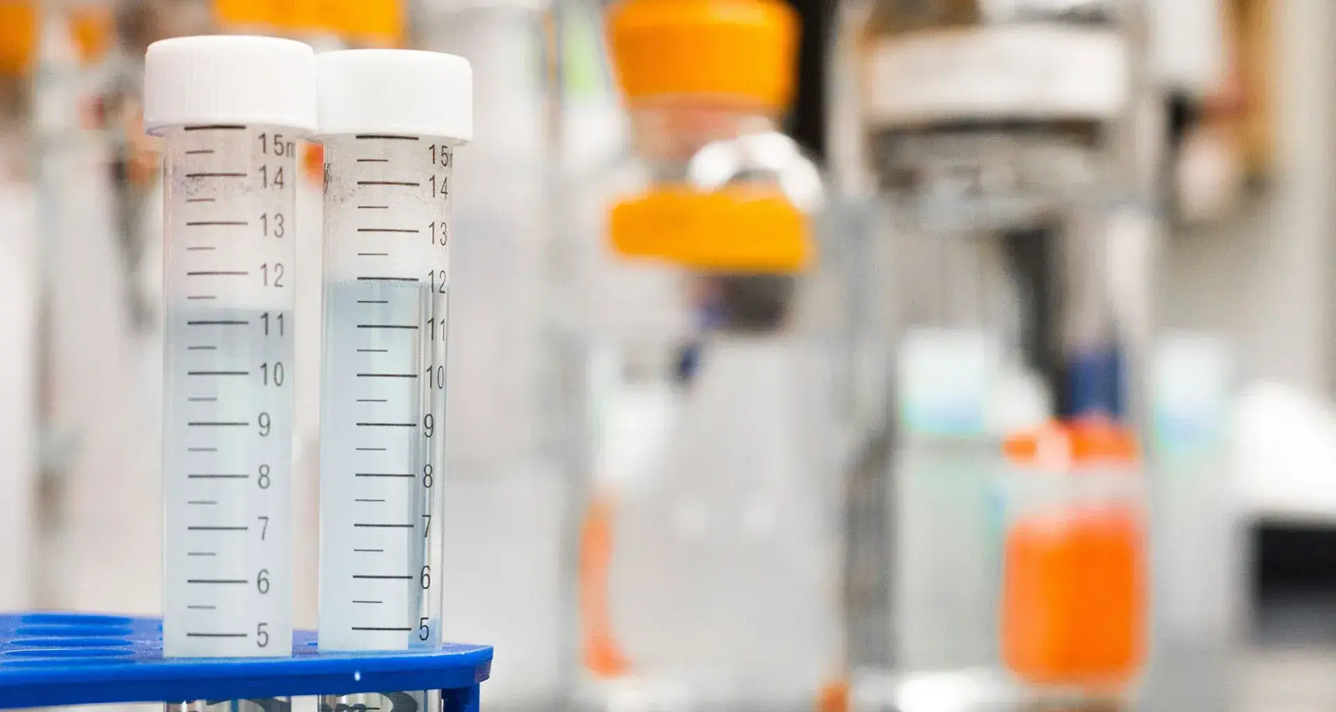 Mexicano investiga cómo reducir impacto de quimioterapias