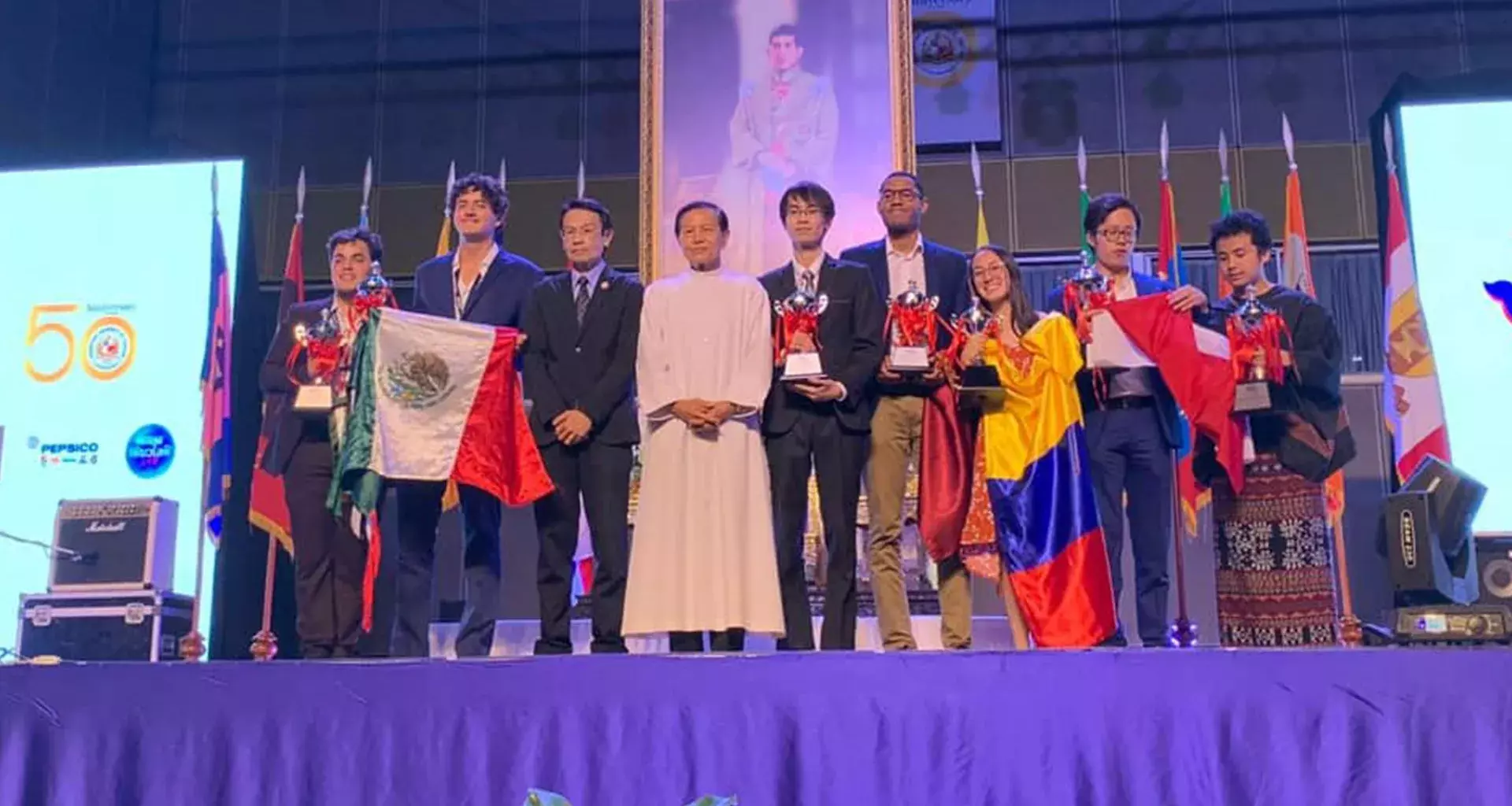 wudc-2020-tec-cem-segundo-lugar