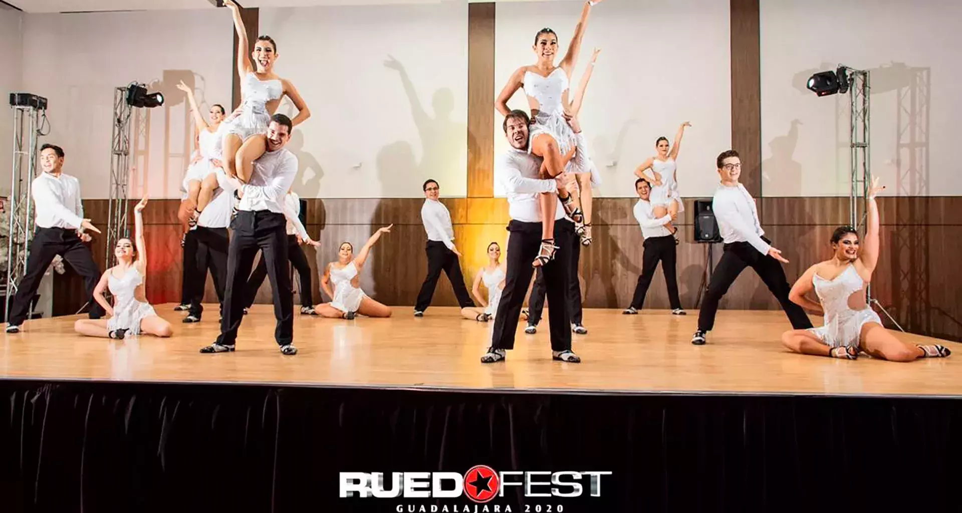 Grupo de Baile de Salón del Tec Guadalajara gana el concurso de salsa cubana: Rueda Fest