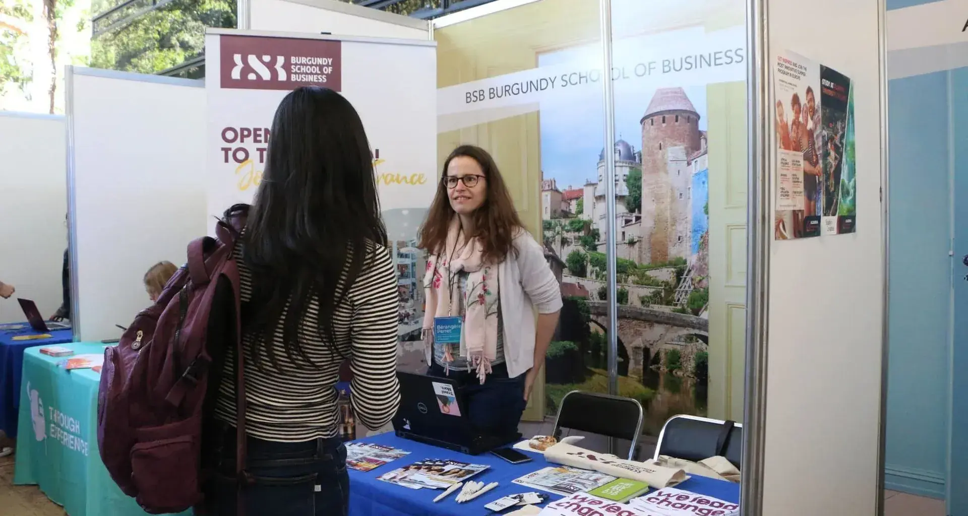 Intercambio estudiantil en el extranjero fortalece tu currículum