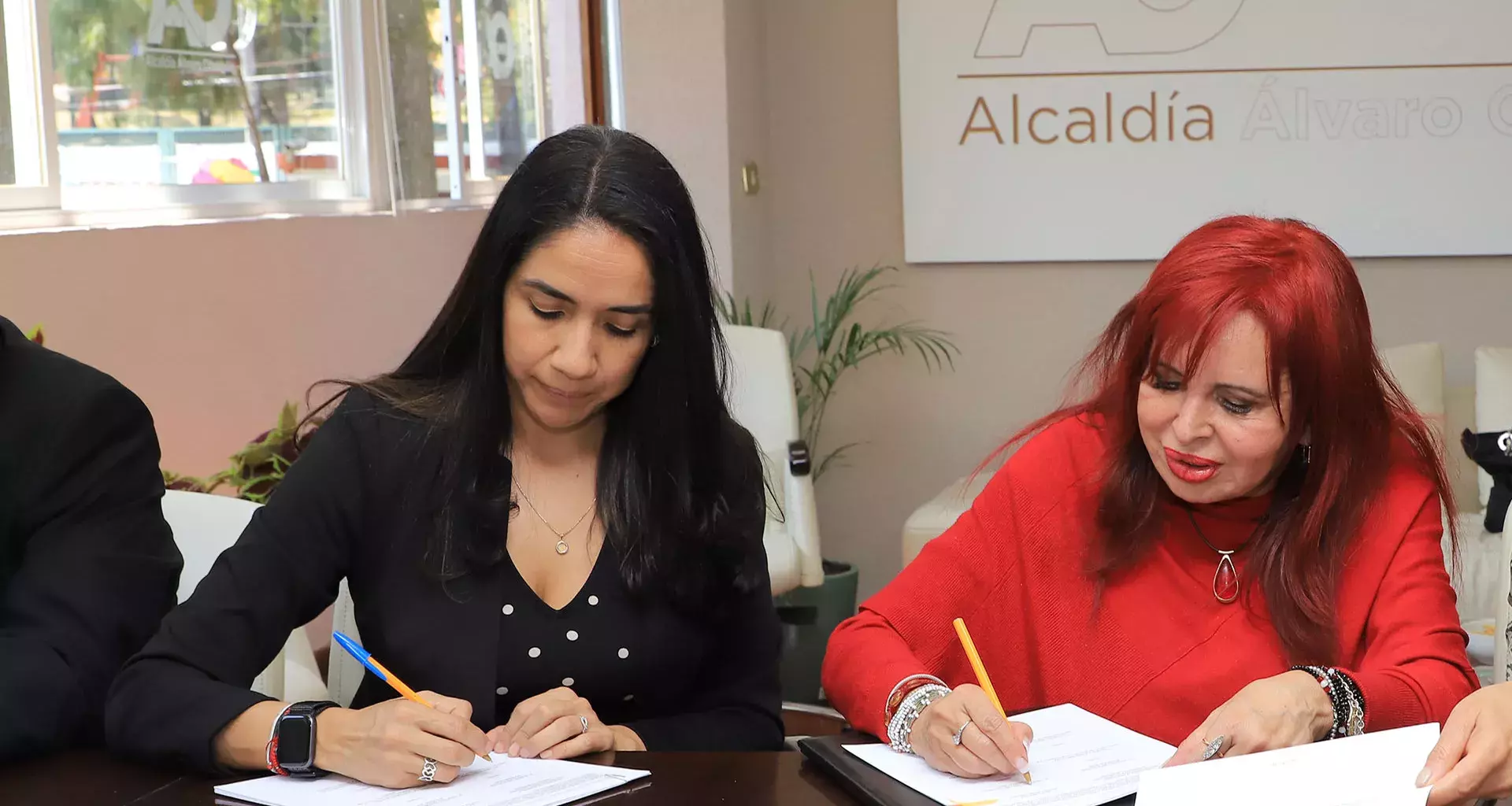 firma de convenio entre alcaldía y tec