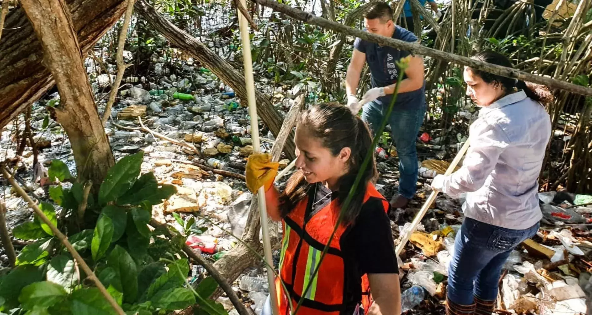 Recibe beca del 70% gracias a su talento emprendedor