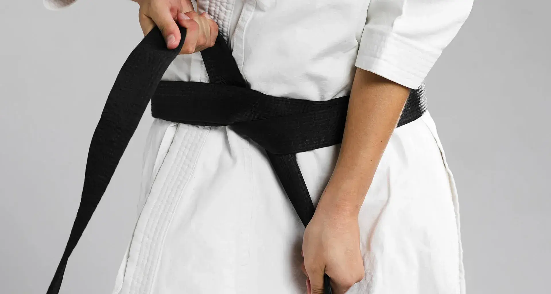 Alumnos Tec en podio de campeonato de taekwondo