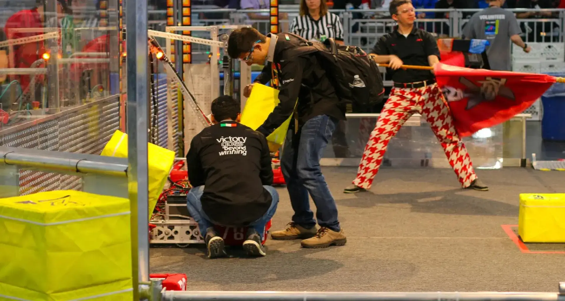 El equipo LamBot se encuentra a punto de competir en el mundial.