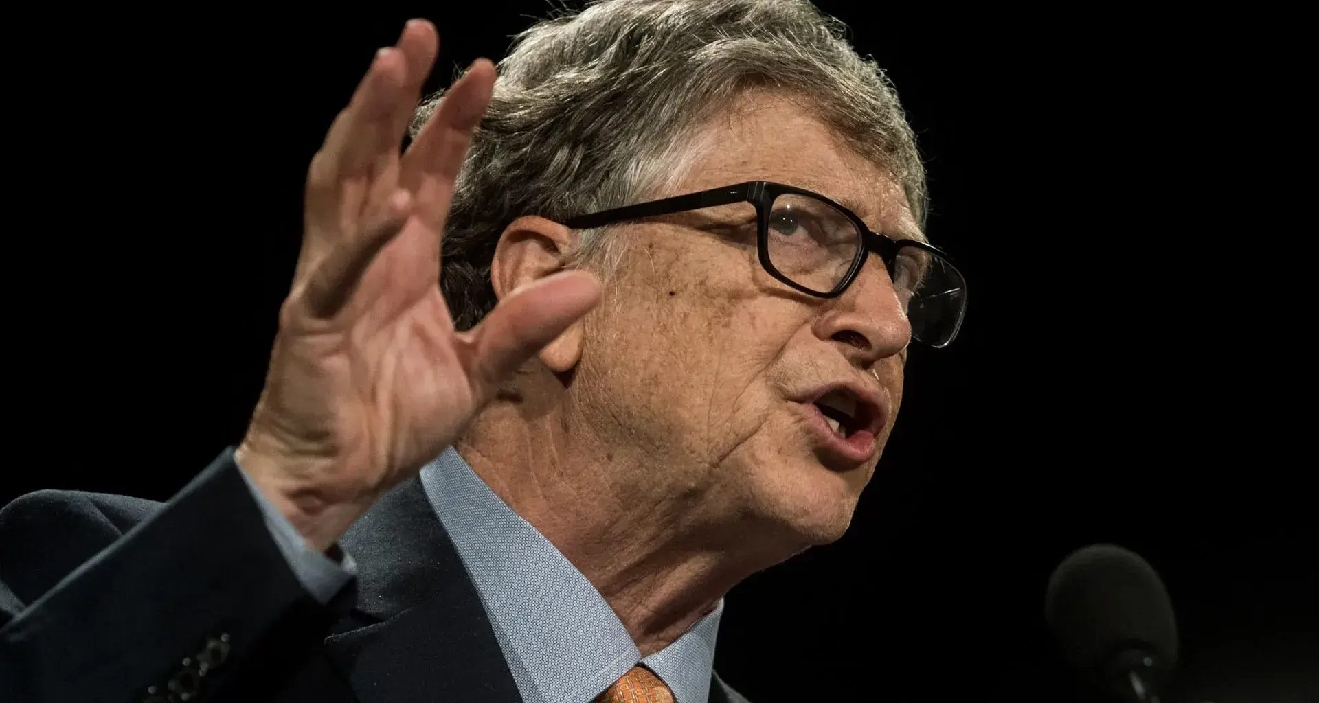 Bill Gates: Tec produces world-class engineers