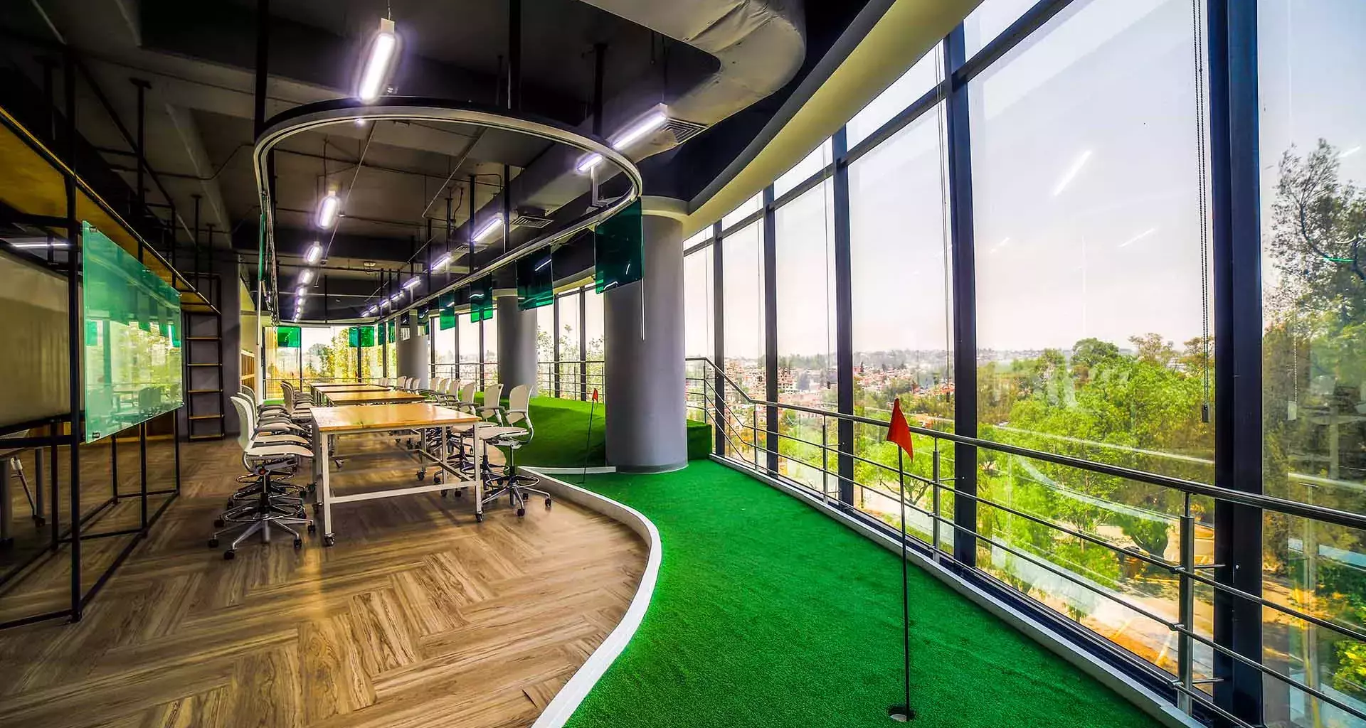 ¡Con minigolf! Así son los nuevos espacios de industrias creativas Tec