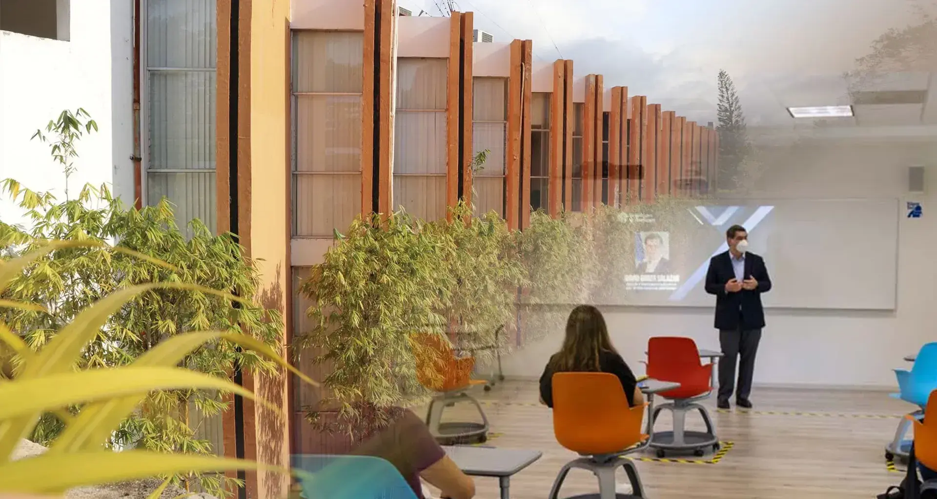 Foto del campus y el regreso consciente