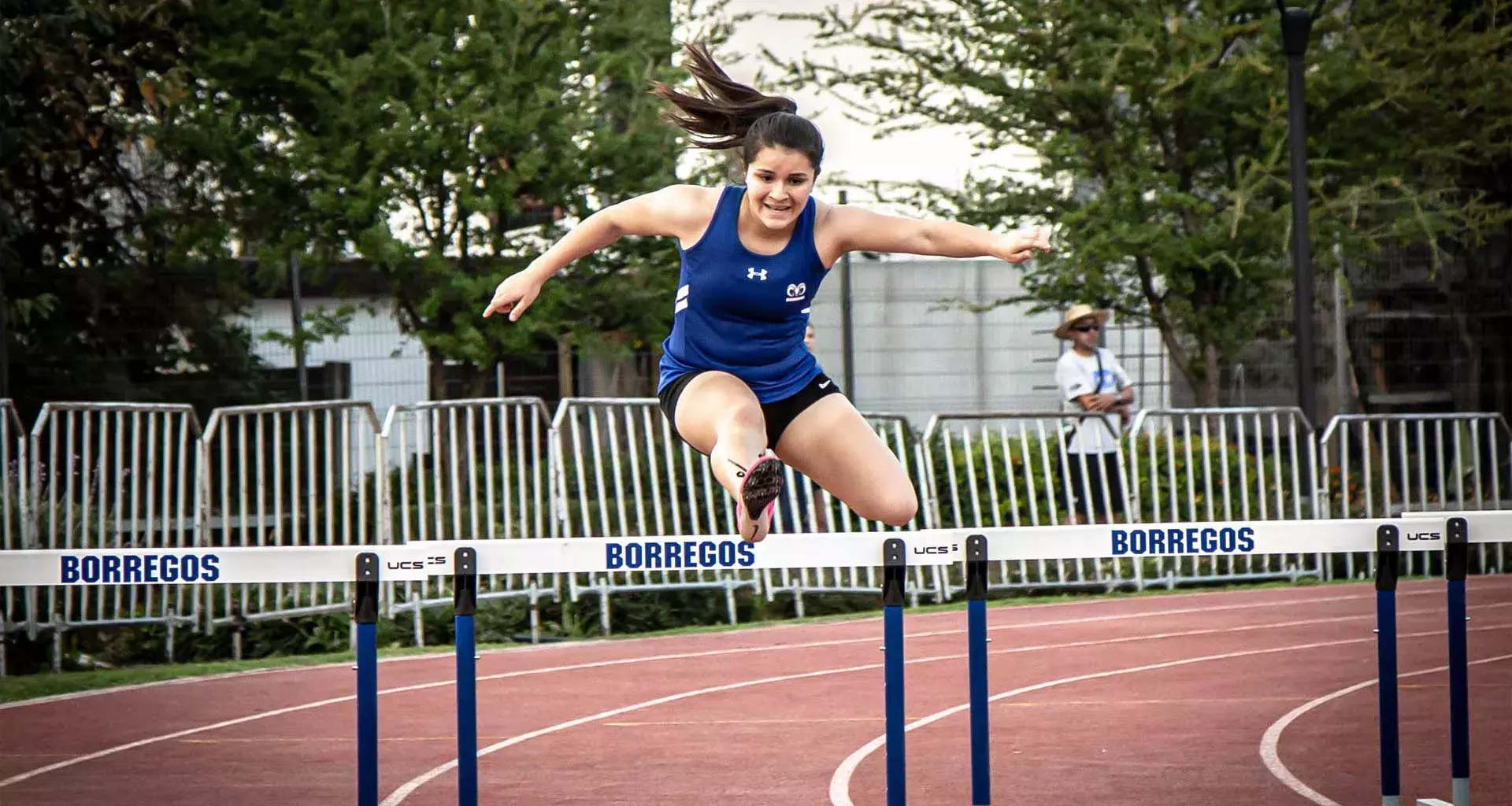 El Tec ofrece becas deportivas a jóvenes destacados en disciplinas como futbol, atle