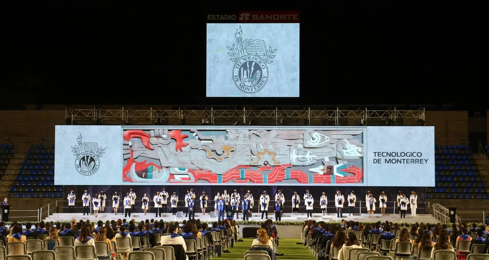 Finalizarán graduaciones de campus Monterrey en Estadio de los Borregos
