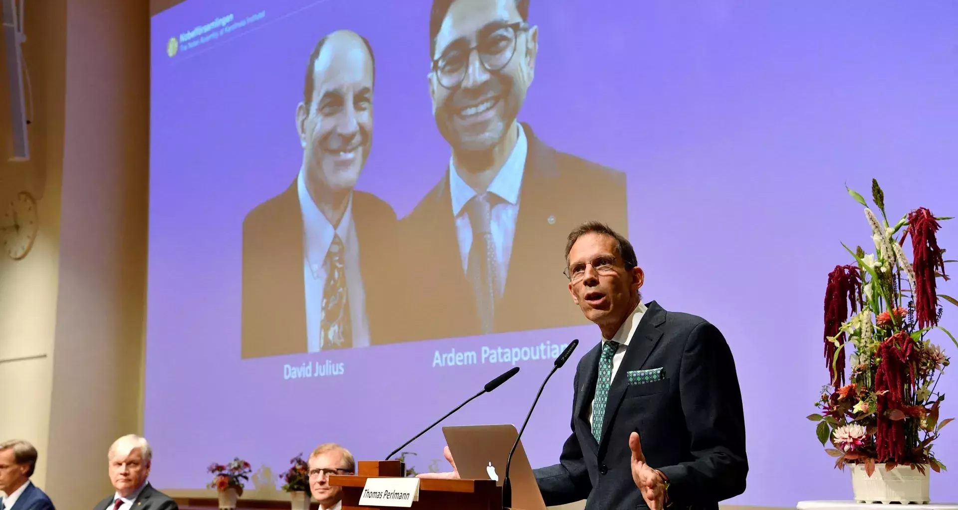 ​ Los científicos David Julius y Ardem Patapoutian fueron anunciados como ganadores del Premio Nobel de Medicina y Fisiología 2021 por sus descubrimientos de los receptores de temperatura y tacto. ¿En qué consiste su investigación y qué beneficios trae a la humanidad?  El profesor investigador de la Escuela de Ingeniería y Ciencias del Tec en Ciudad de México, Jorge Membrillo, amplió el panorama de este premio.  “Son dos investigadores que se hacen una pregunta esencial: ¿cuáles son las características de q