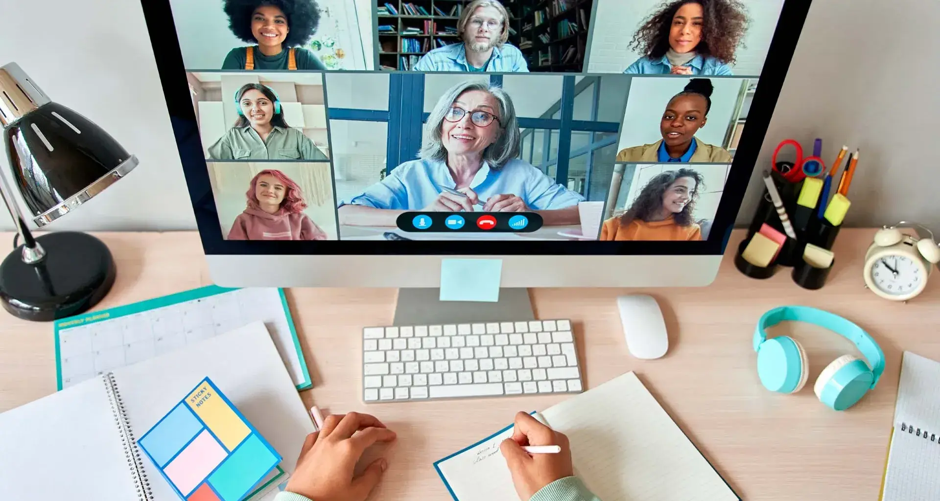 Global Shared Learning es una estrategia del Tec para ofrecer a sus estudiantes experiencias de internacionalización en línea.