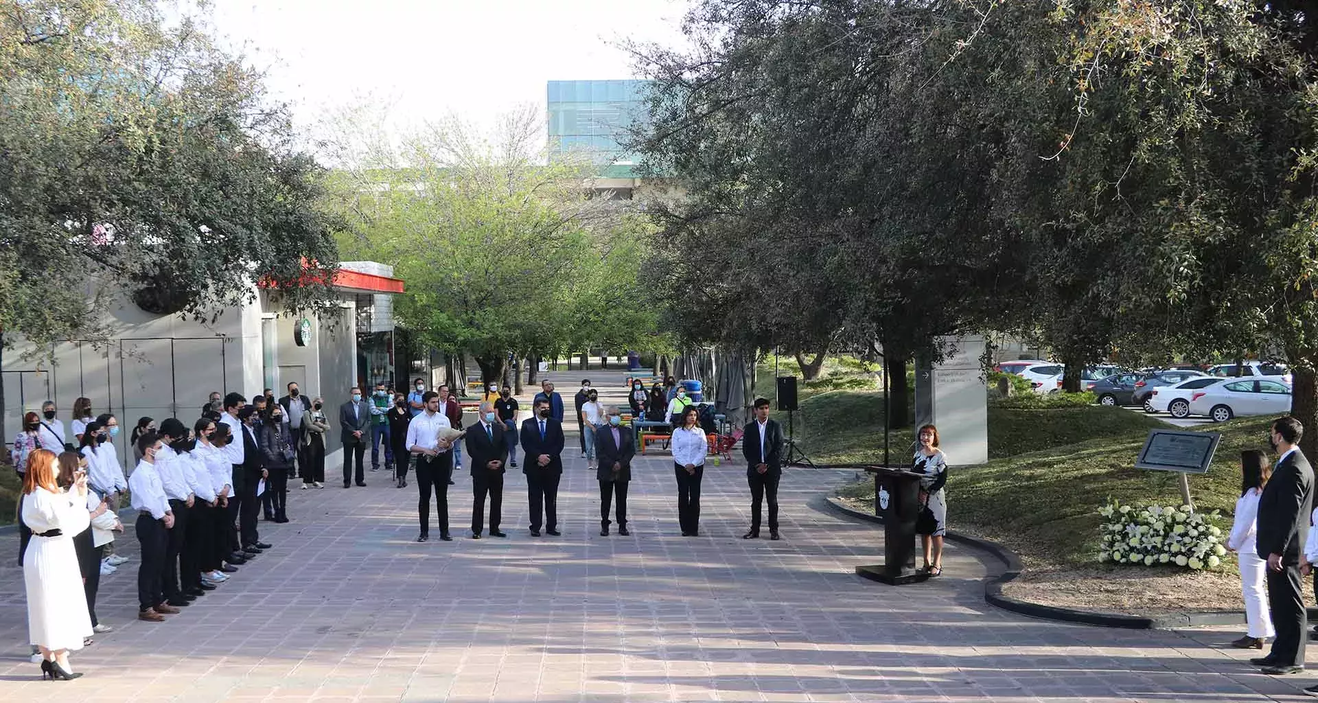 Realizan guardia de honor en memoria de Jorge y Javier