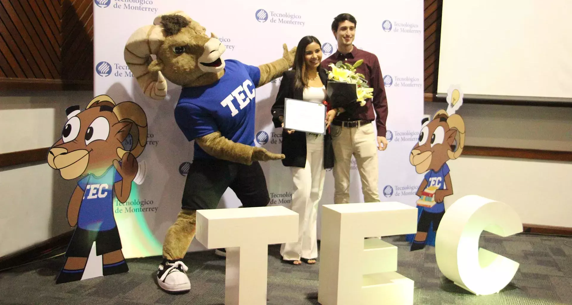 Estudiantes destacados de Ingeniería y Ciencias del campus Monterrey.