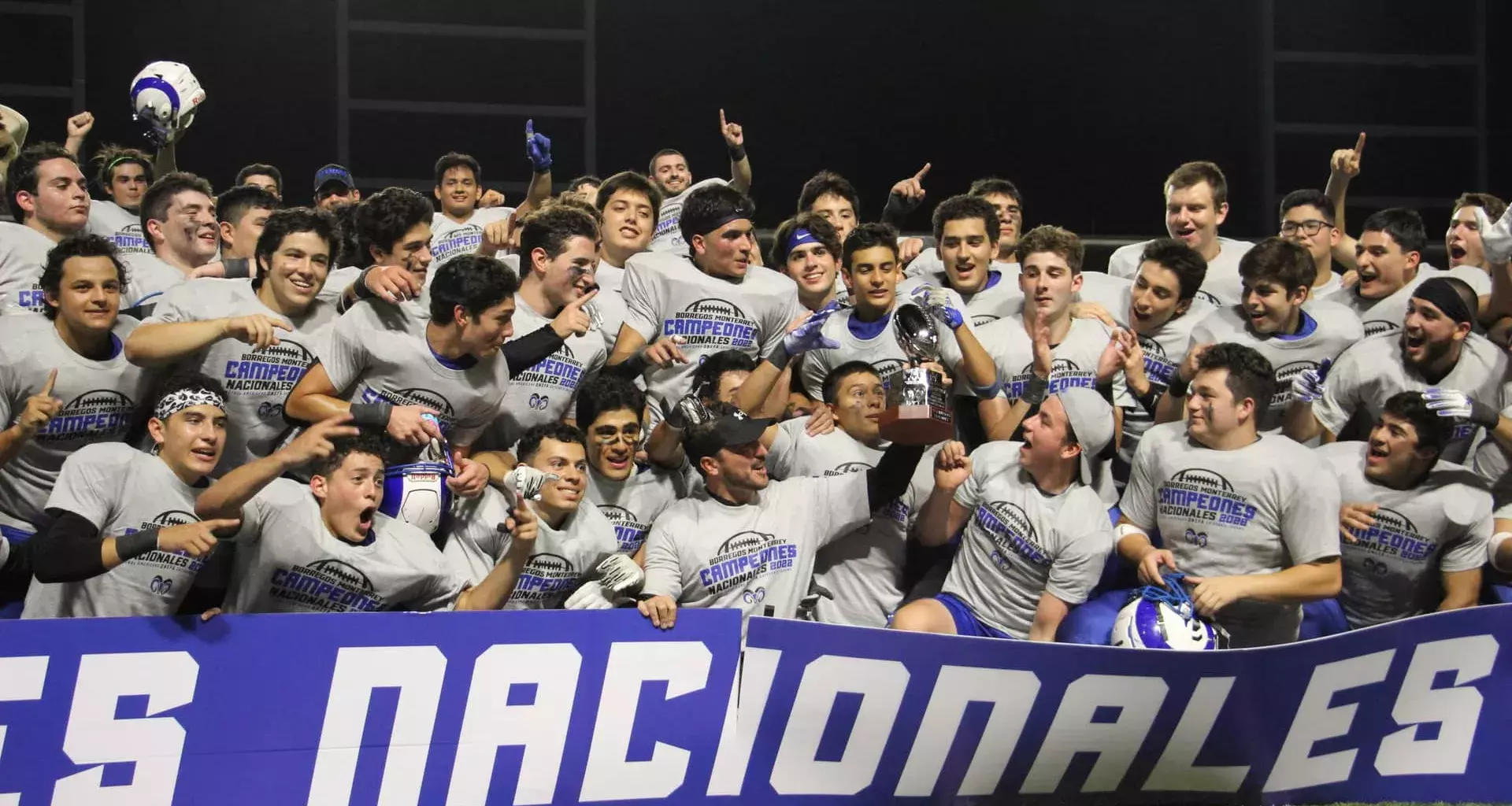 Borregos de PrepaTec Mty son campeones juveniles de ONEFA 