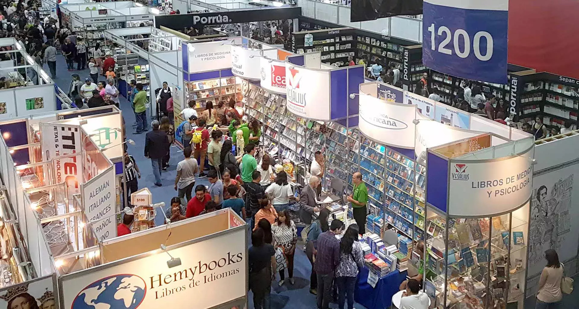 Escritores, hologramas y talleres en la Feria del Libro del Tec