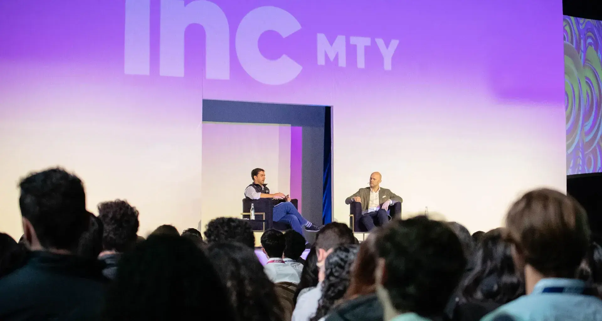 Speaker James Clear appeared at INCmty 2022.