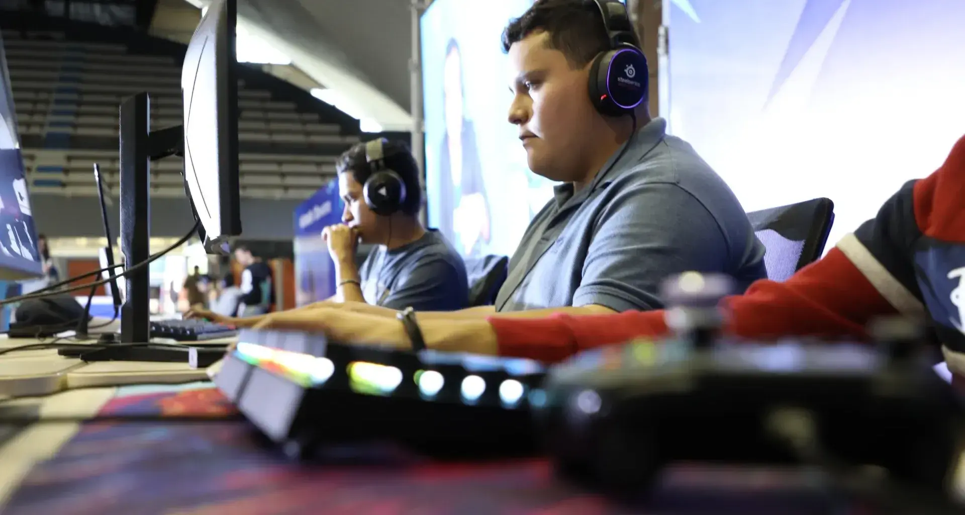 Final de la Borregos Esports Invitational McDonald's en arena borregos.
