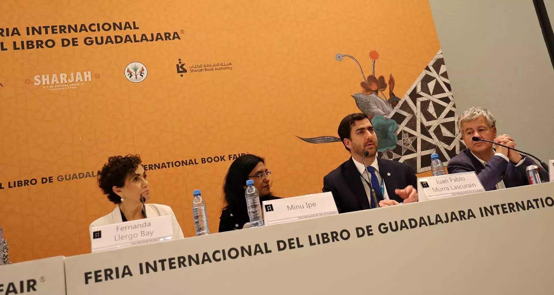 Juan Pablo Murra participó en panel de rectores en la FIL.