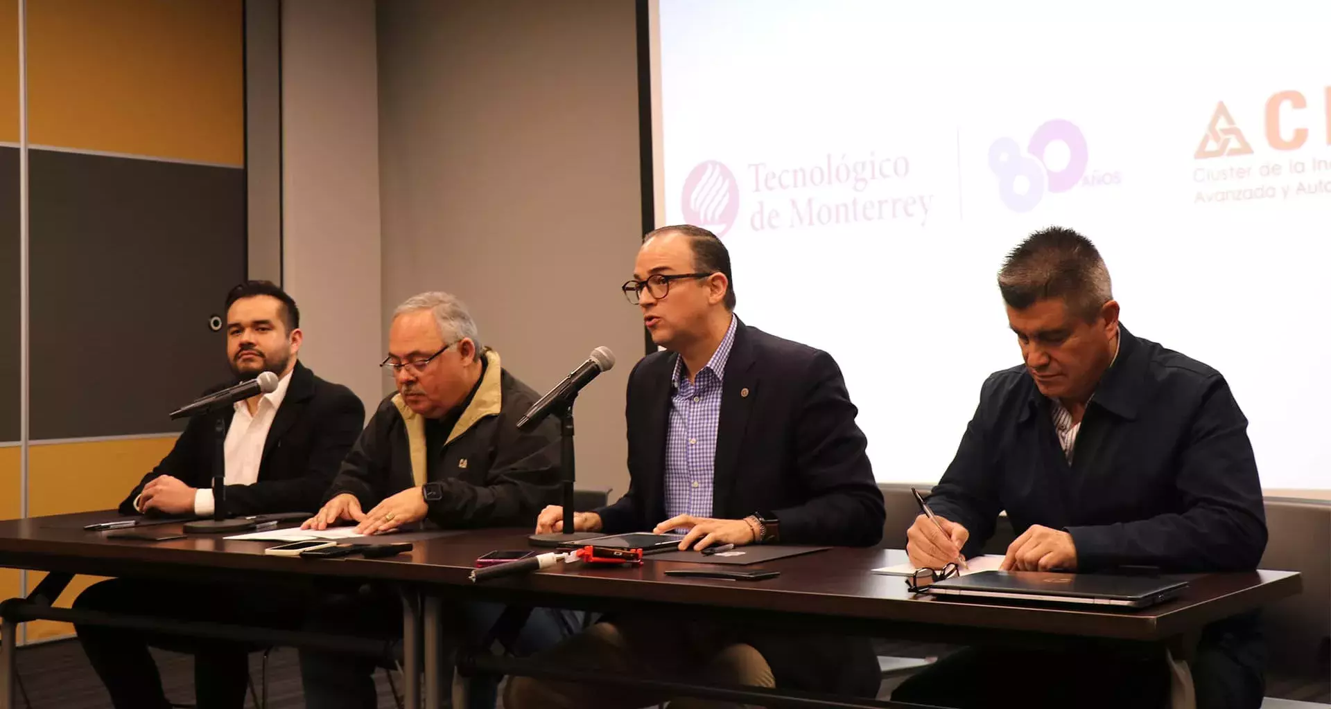 Rueda de prensa de la firma de convenio entre el Tec campus Laguna y el CIMAL