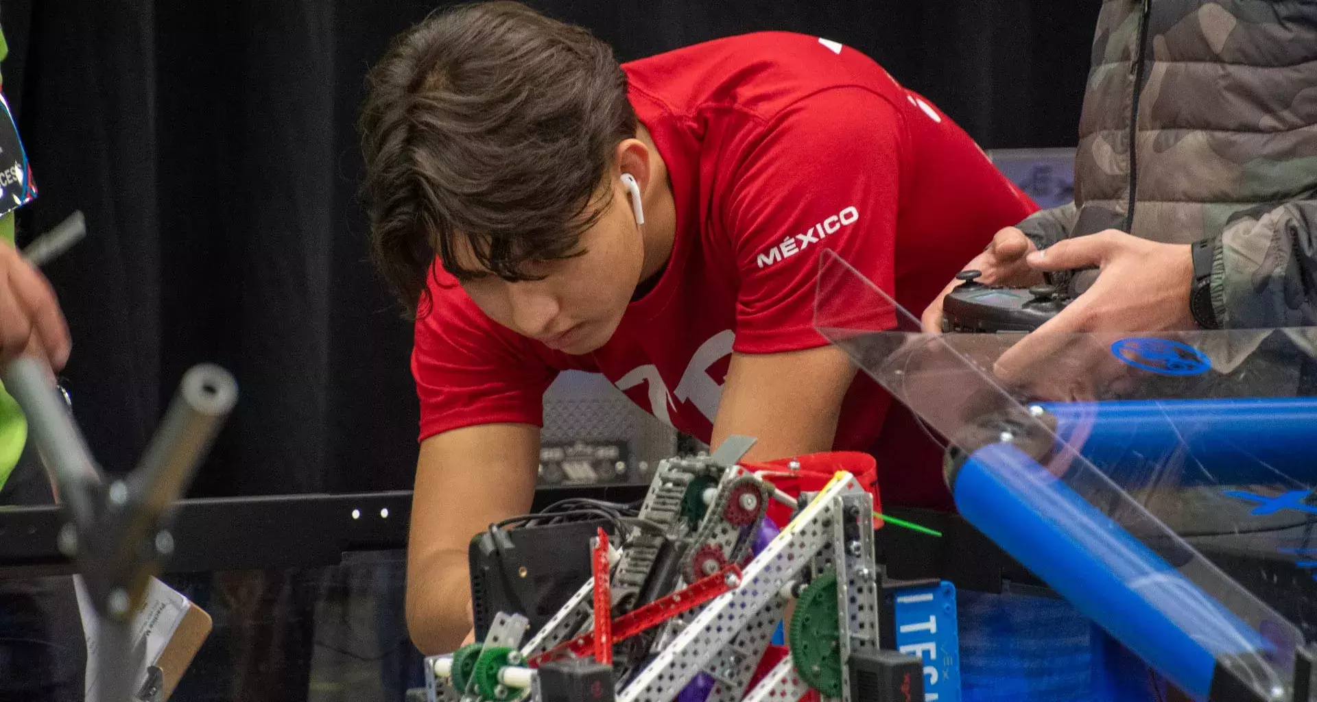 Equipo del Tec clasifica a mundial de robótica VEX