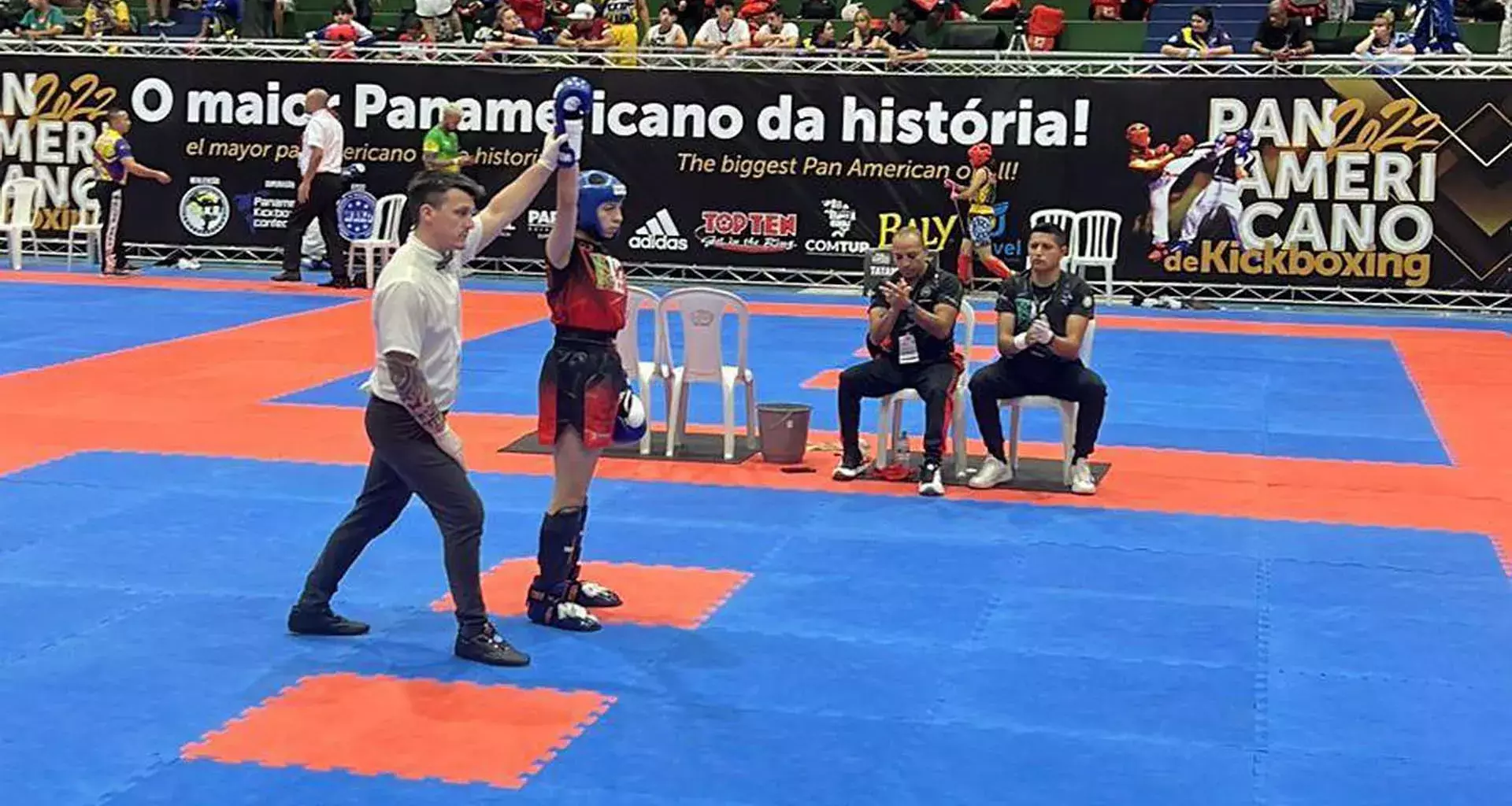 Mexicana se convierte en bicampeona panamericana de kickboxing