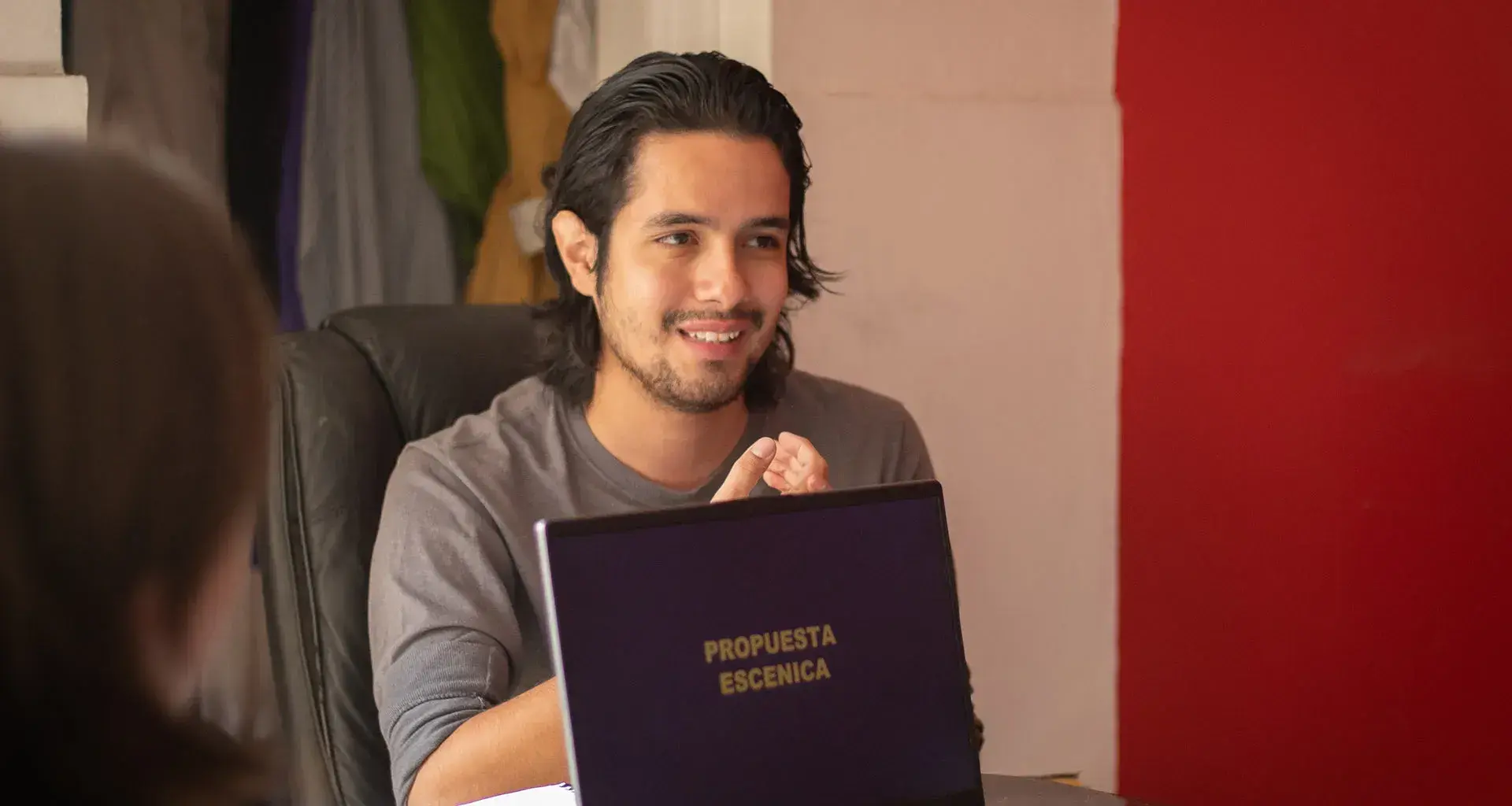 Estudiantes y EXATEC producen obra de teatro en Jalisco.