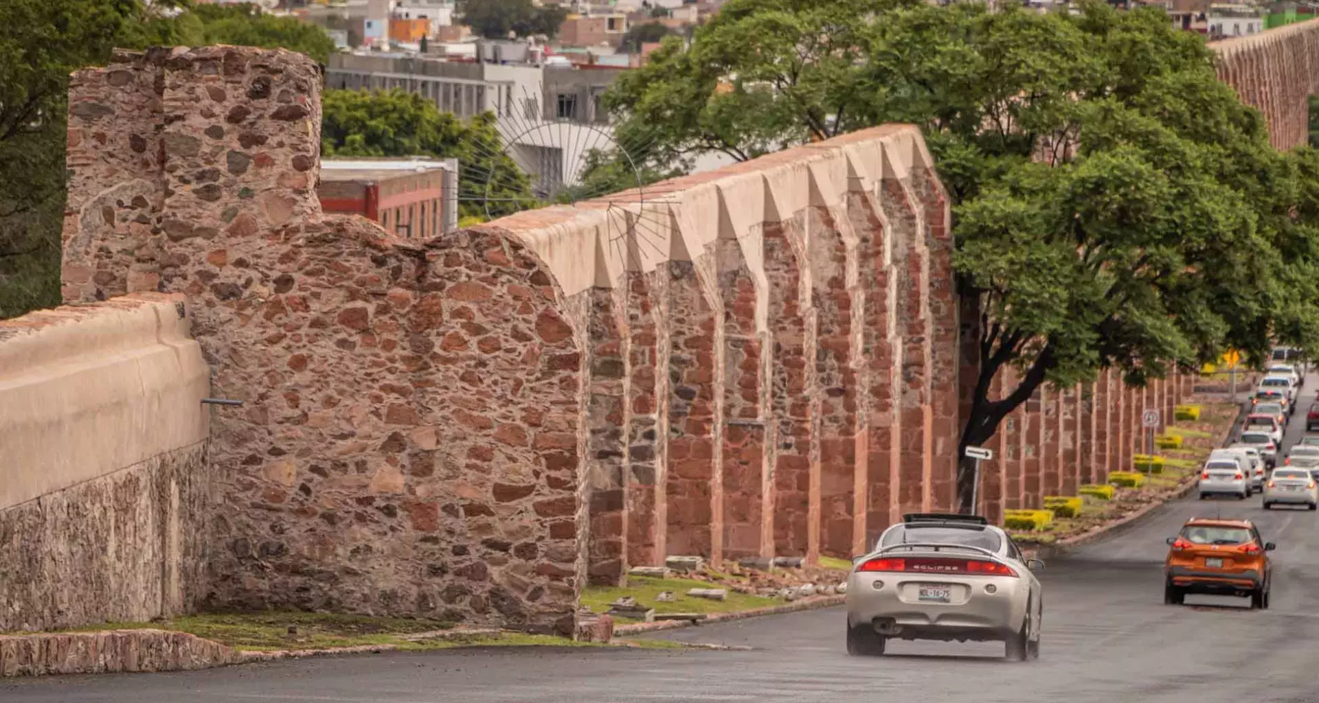 Egresados Tec campus Querétaro crean app para movilidad en Querétaro